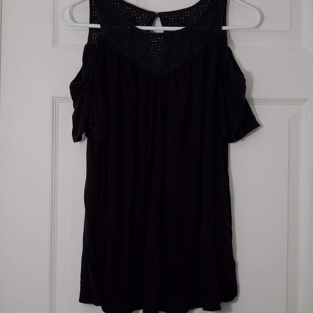 Torrid cold shoulder top